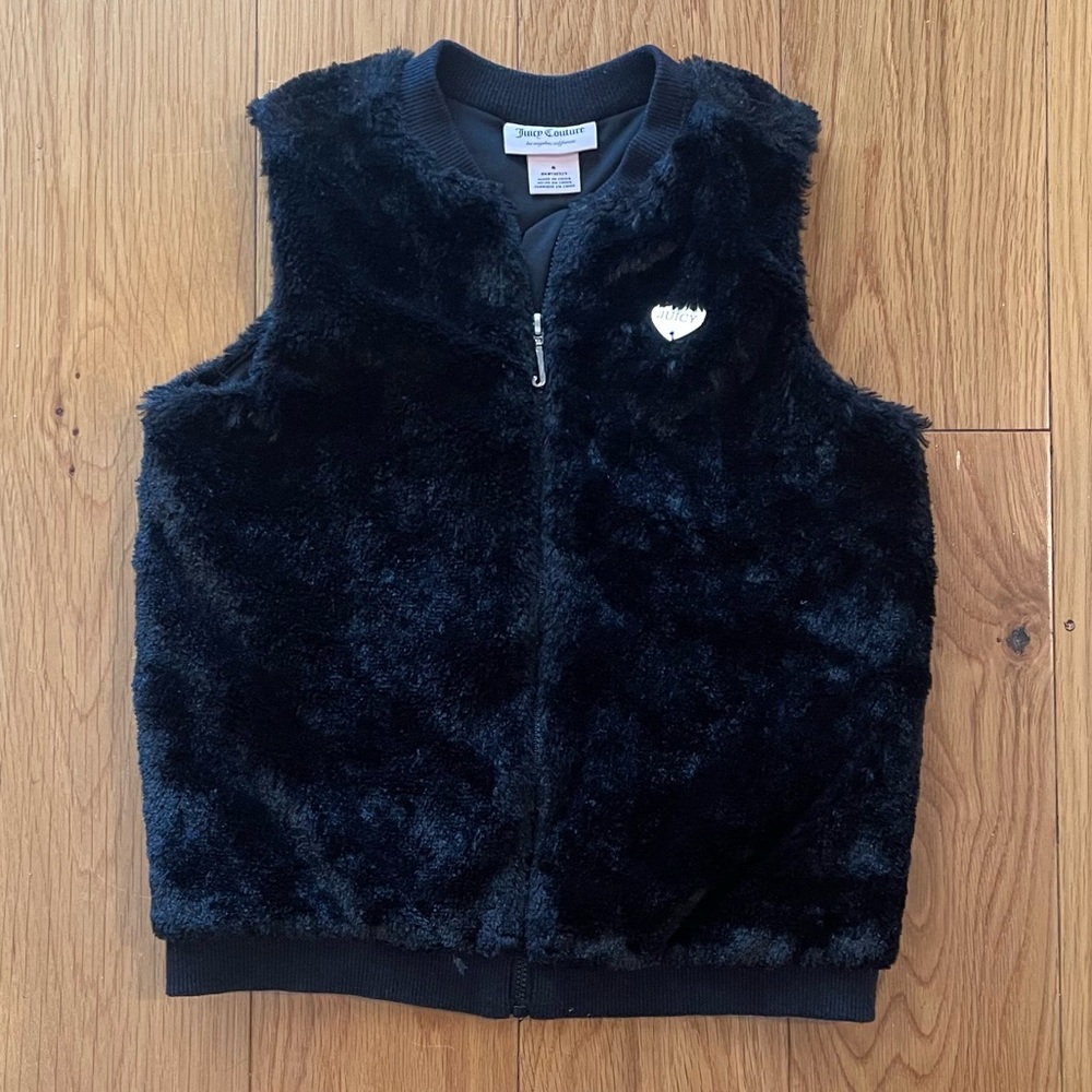 SOLD JUICY black fur vest kids 6 Authentic Juicy Couture heart sleeveless jacket